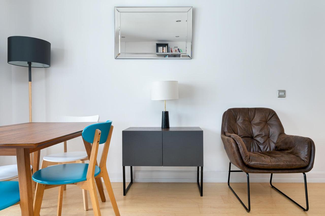 D8 - Canal View Apartment London Bagian luar foto